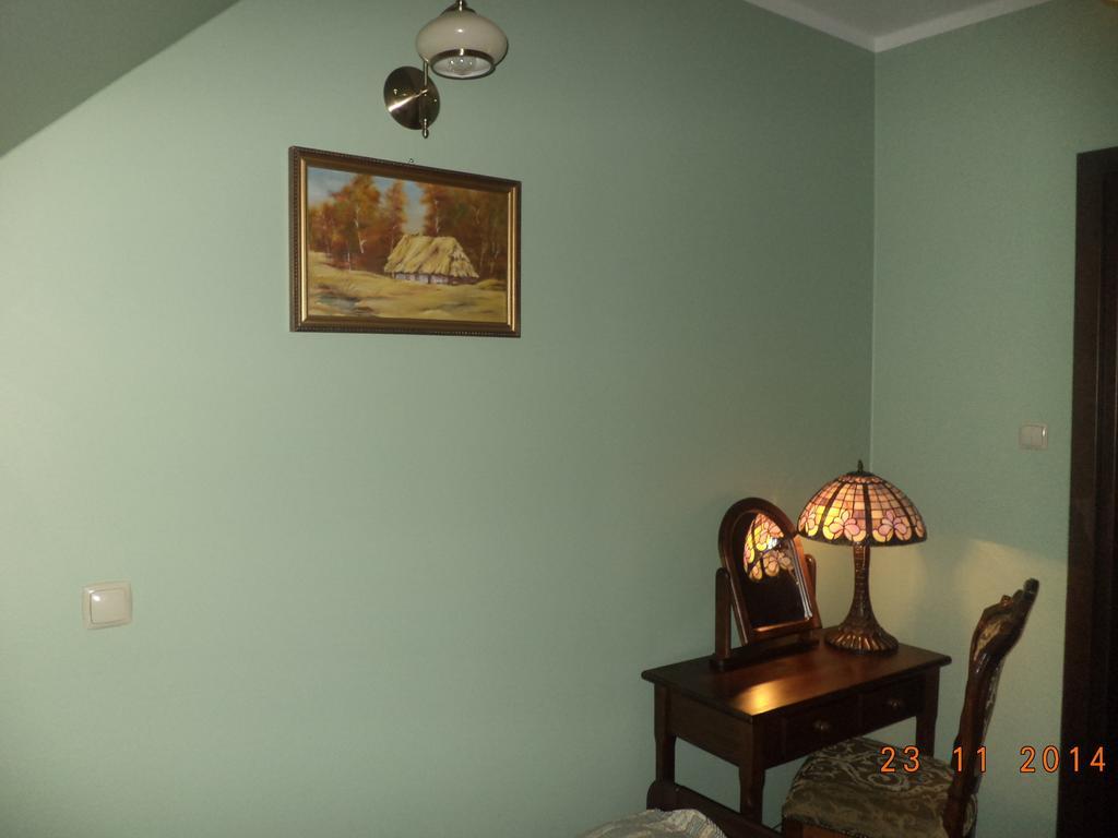 Pensjonat Lesny Dworek Hajnowka Room photo